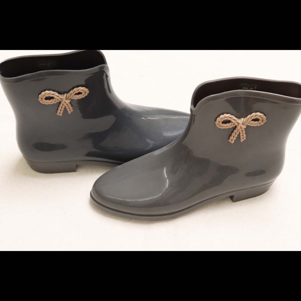 Gray Rubber Rain Booties